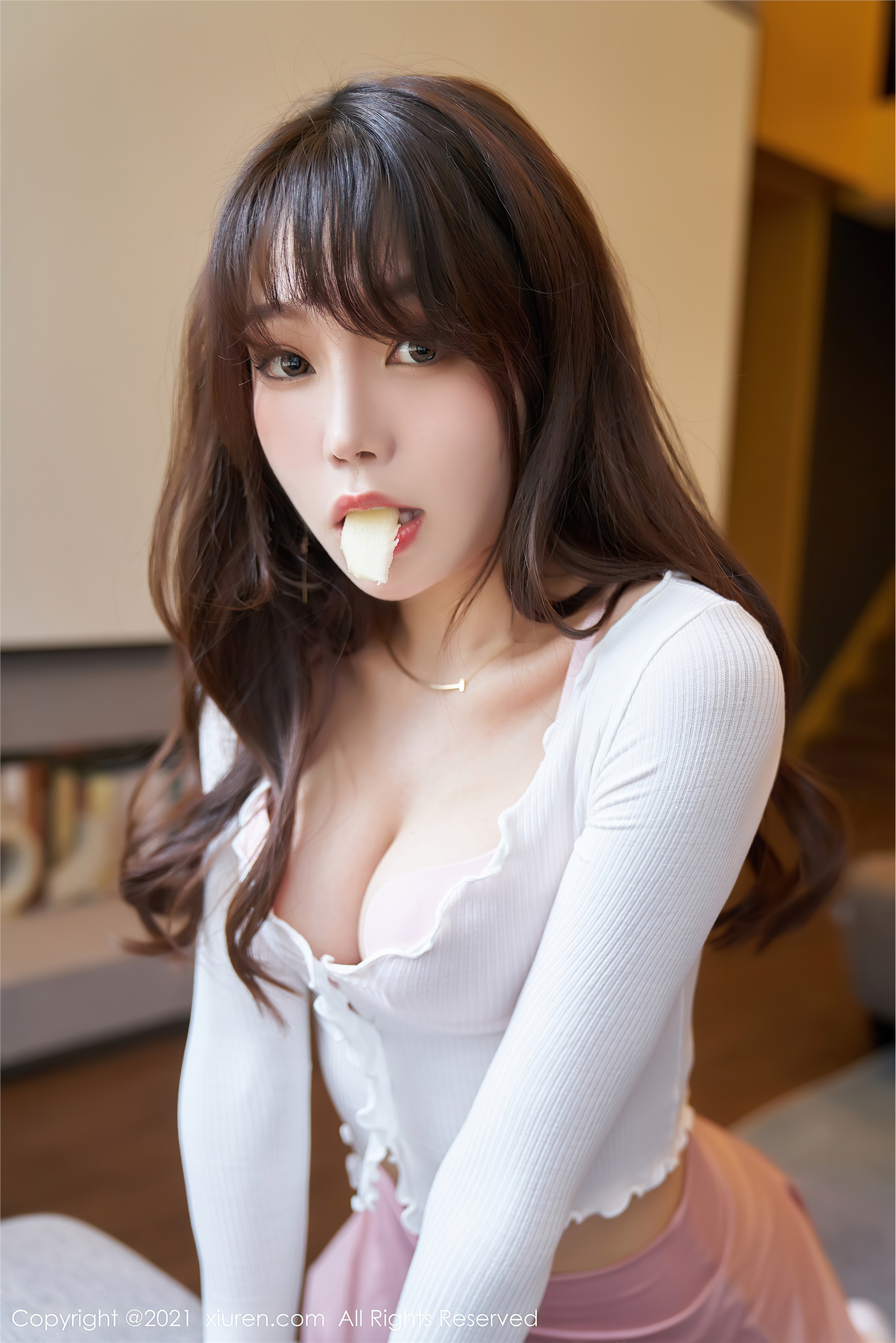 XiuRen秀人网  2021.04.25 No.3344 芝芝Booty